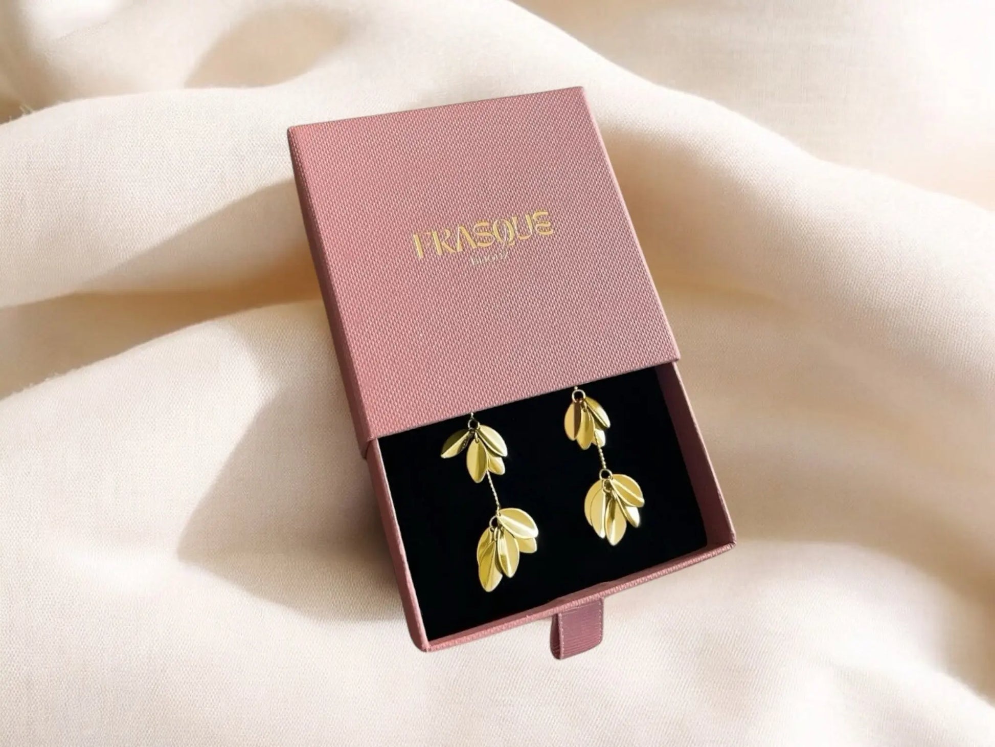 Boucles d'oreilles créole torsadée et goutte cristal - plaqué or - Audacieuse Frasque Bijoux
