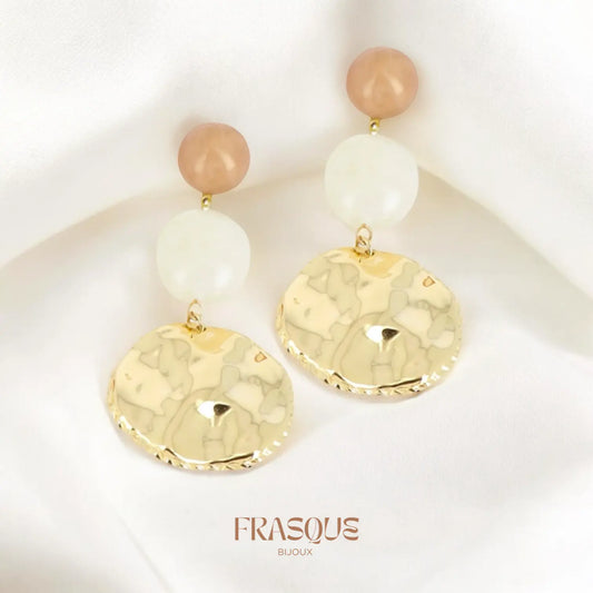 Boucles d'oreilles dorées pendantes à pierres beiges - Cléo Frasque Bijoux