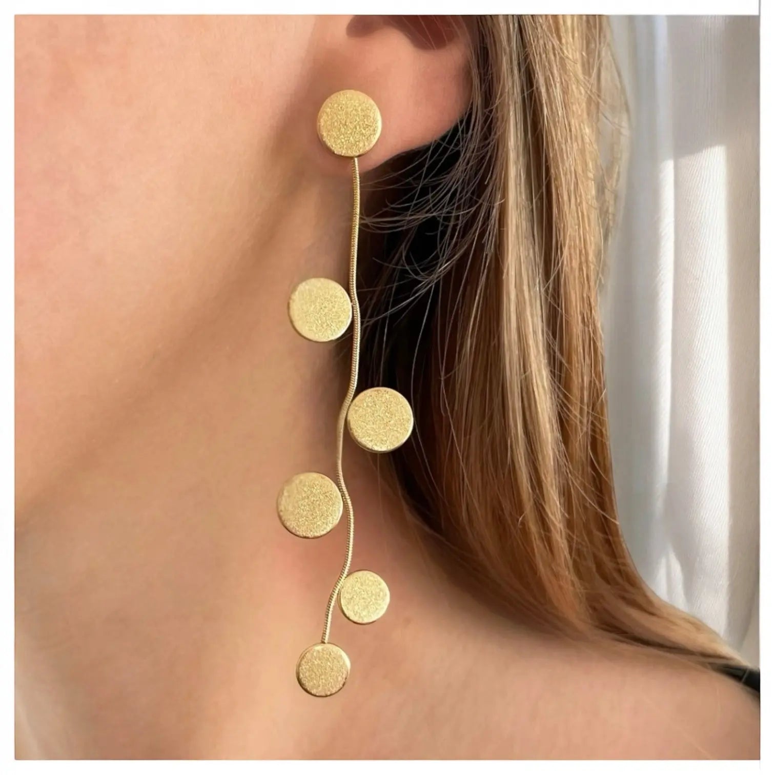 Boucles d'oreilles longues à pampilles - acier inoxydable doré - Céleste Frasque Bijoux