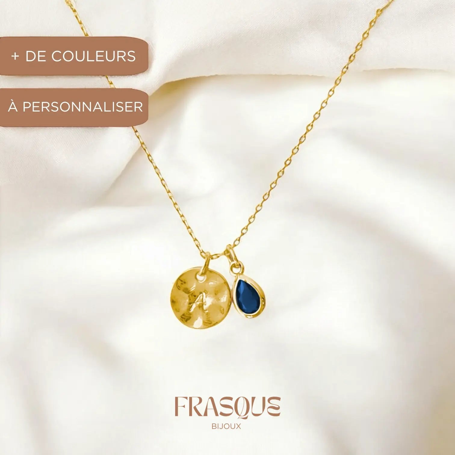 Collier à chaîne fine dorée, lettre gravée et cristal coloré - Marquante Frasque Bijoux